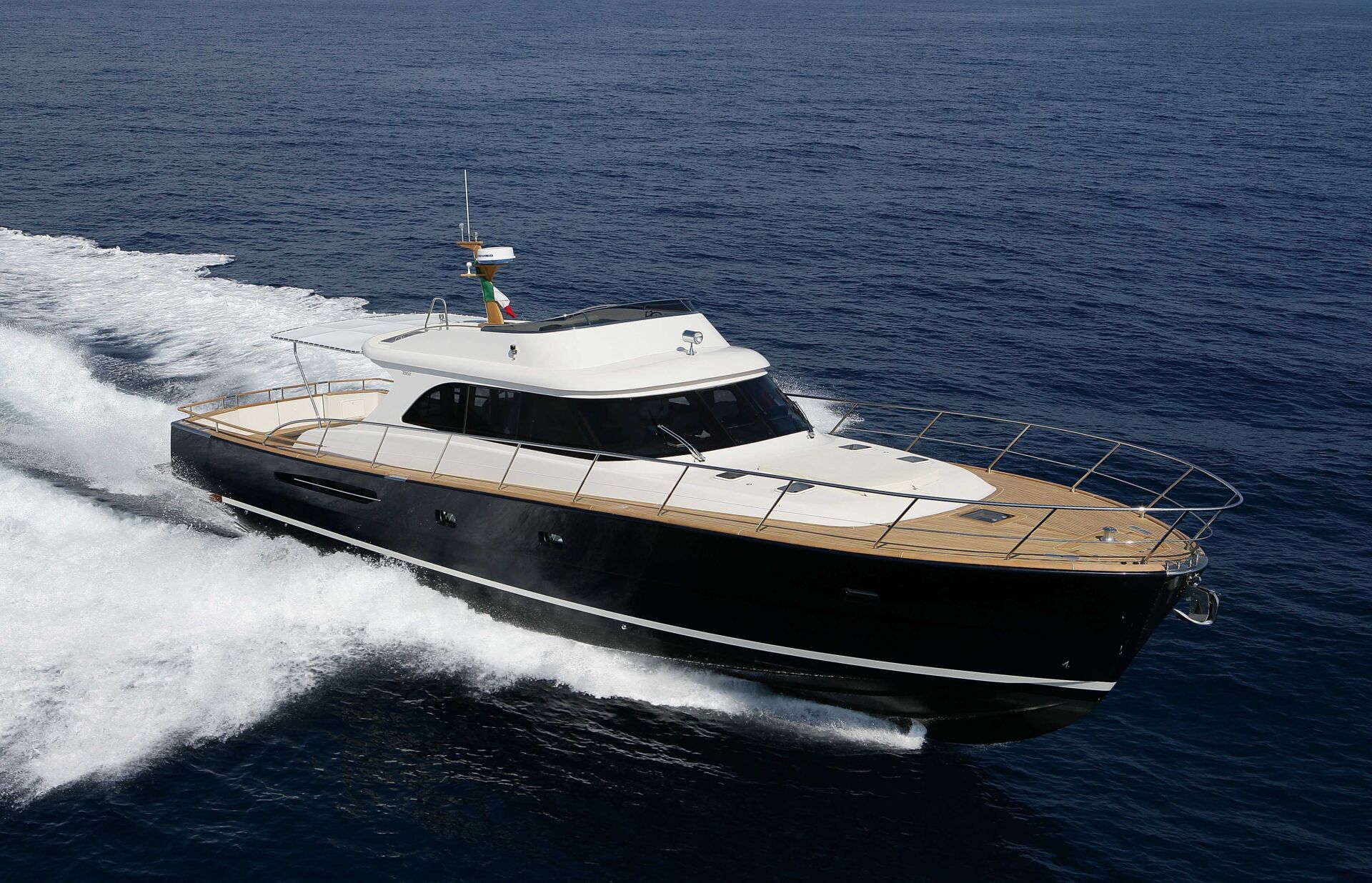 toy 68 yacht